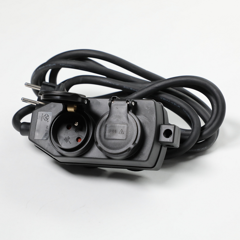 BOITE M4 4 PRISES 2P+T avec 5m de HO7RNF et prise m�le - 3