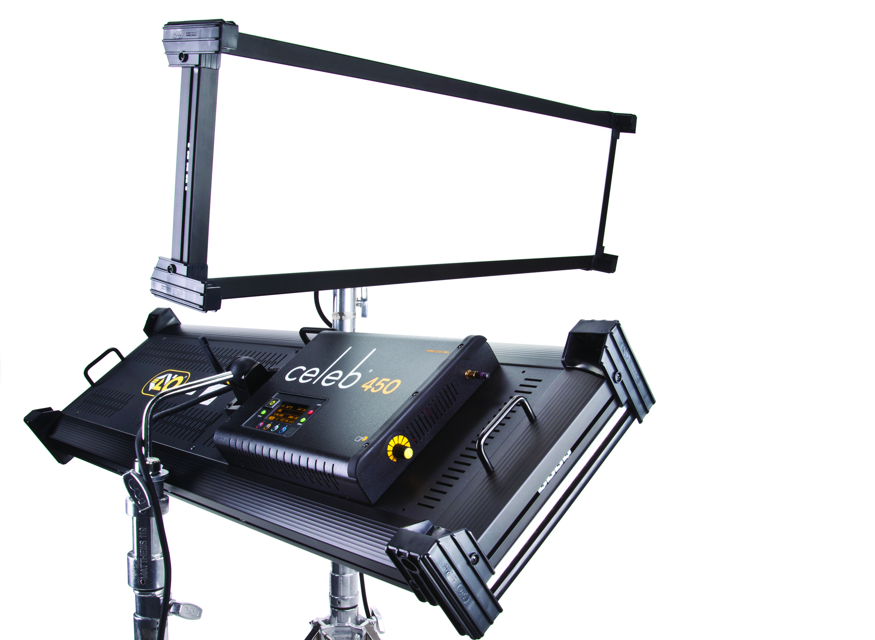 CELEB 450 LED  230VAC-24VDC - louver 90�