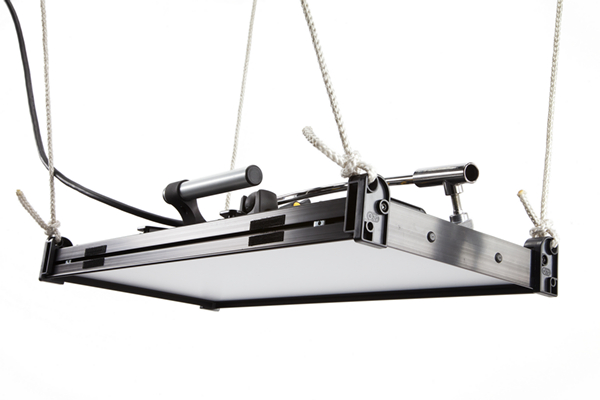 DIVA-LITE LED 21 DMX+GRILLE 90� - 4