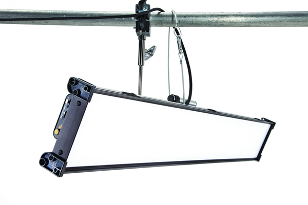 DIVA-LITE LED 41 DMX+GRILLE 90� - 2