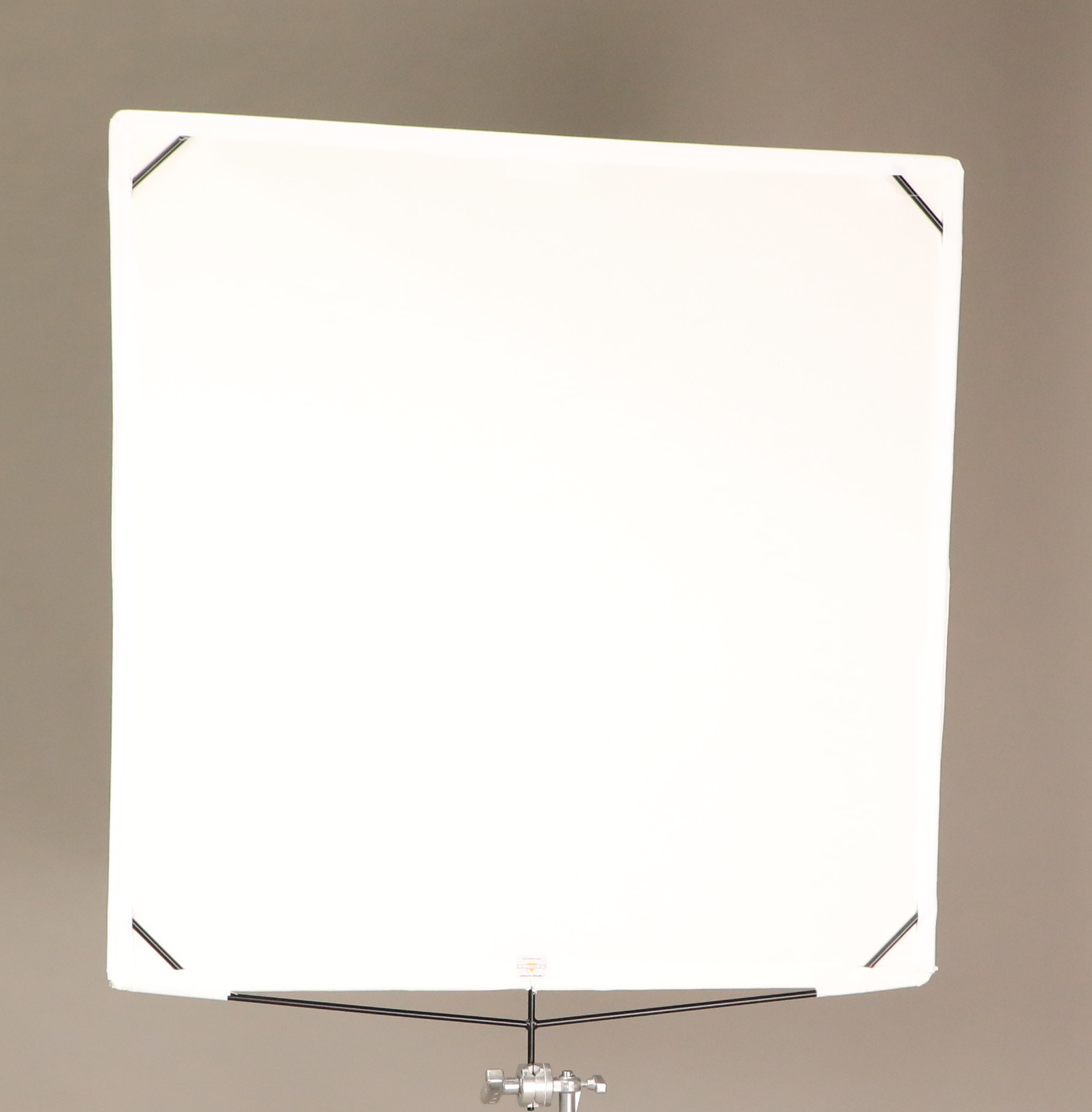 FLOPPY 120 x 120 cm BLEACHED (Drapeau avec rideau)  48'' x 48'' - 2