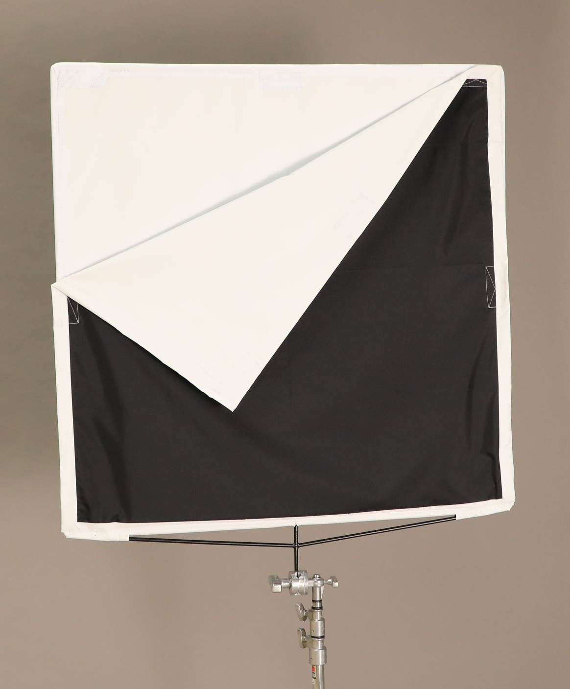 FLOPPY 120 x 120 cm ULTRABOUNCE  (Drapeau avec rideau) / 48' x 48'