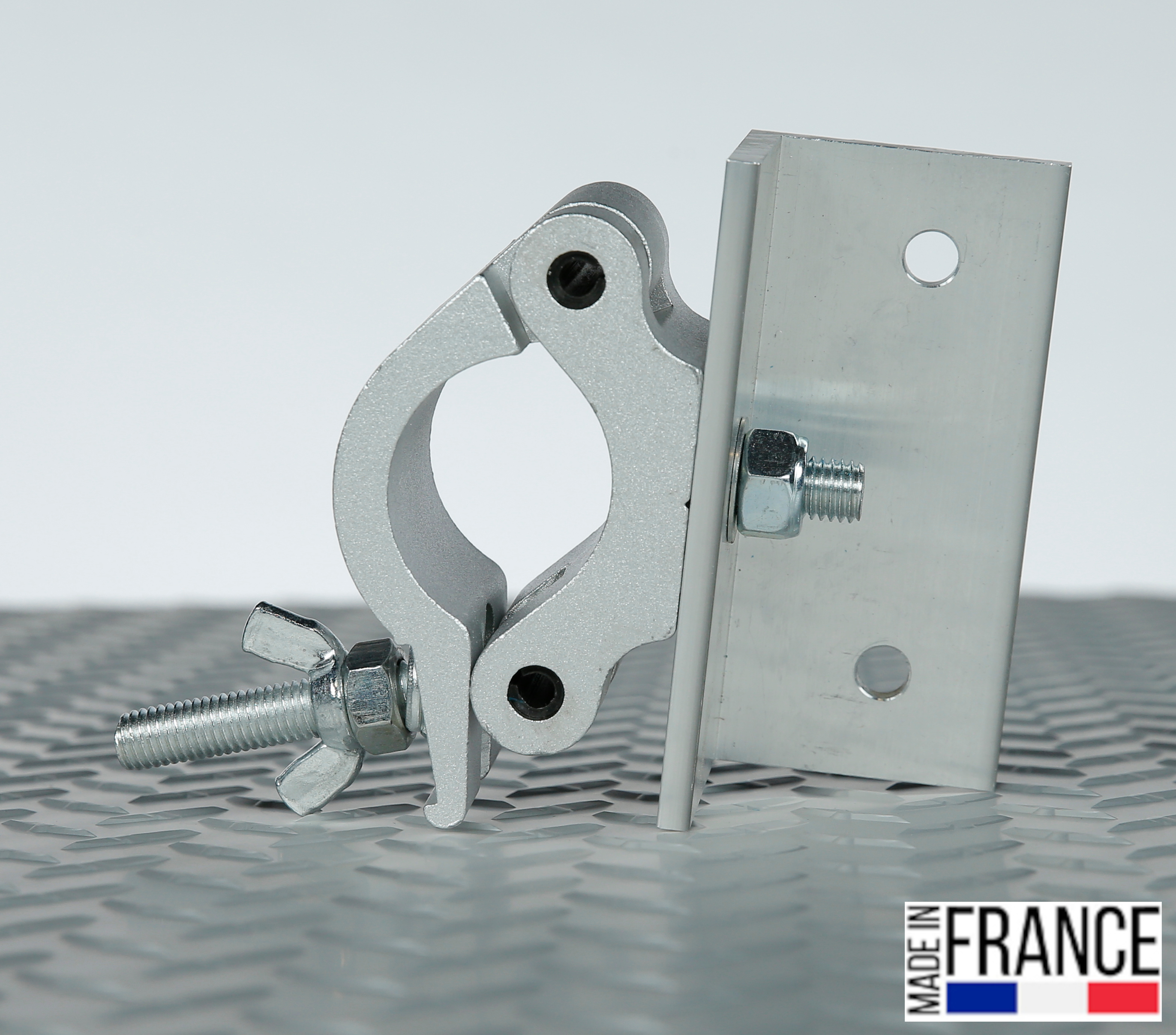 COLLIER POUR TUBE 50mm AVEC EQUERRE MURALE 2 TROUS